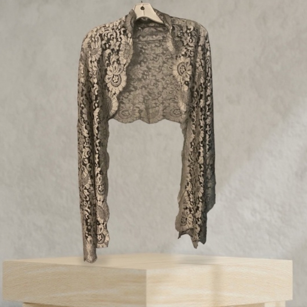 Vintage Laced Wrap Shawl